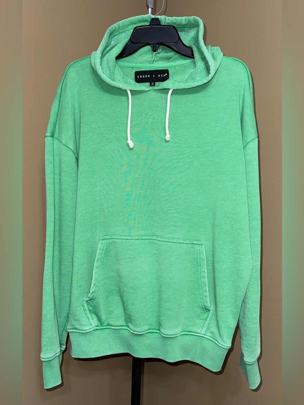 EDGAR & ASH Mint Green Pullover Hoodie Sweater. Size Medium.